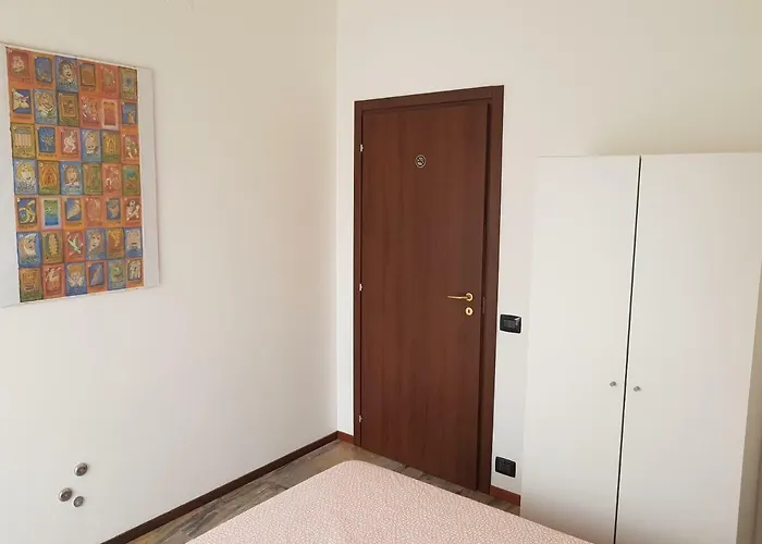 Foresteria Giulia 3* Бергамо
